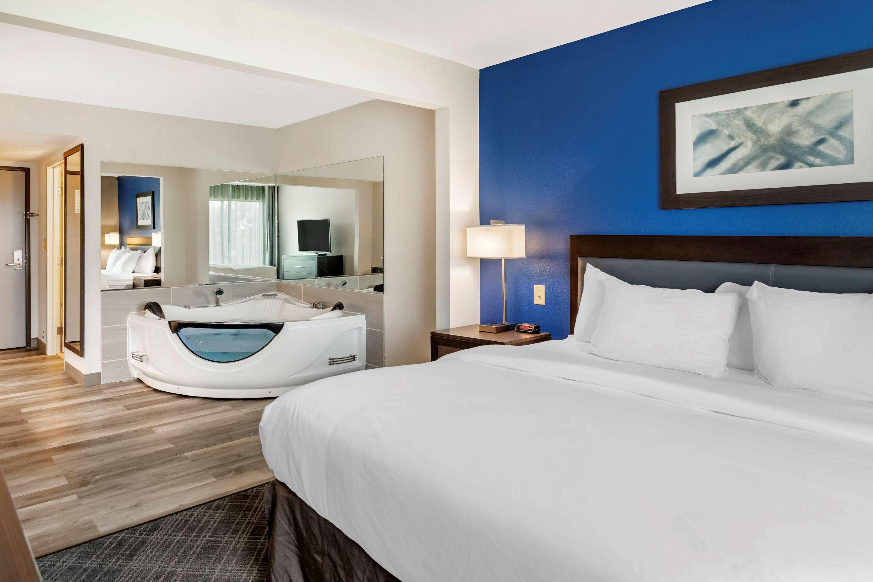 Comfort Inn & Suites Grand Blanc-Flint Екстер'єр фото
