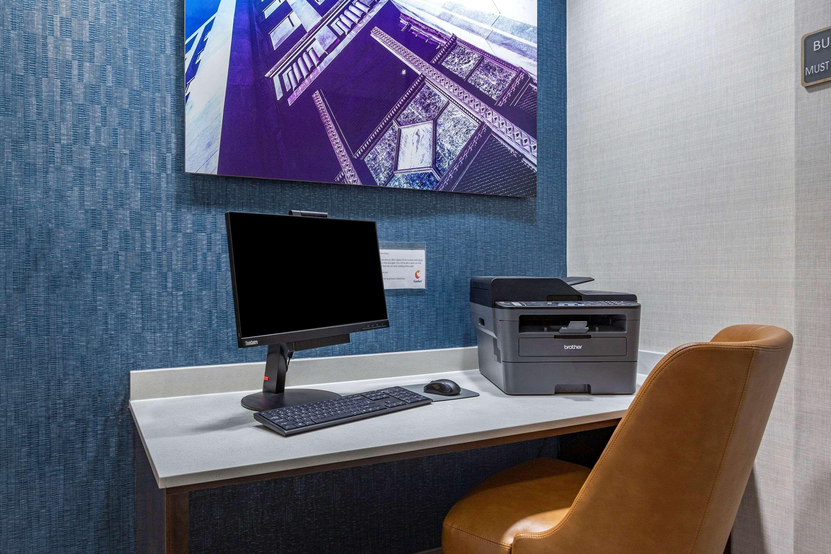 Comfort Inn & Suites Grand Blanc-Flint Екстер'єр фото