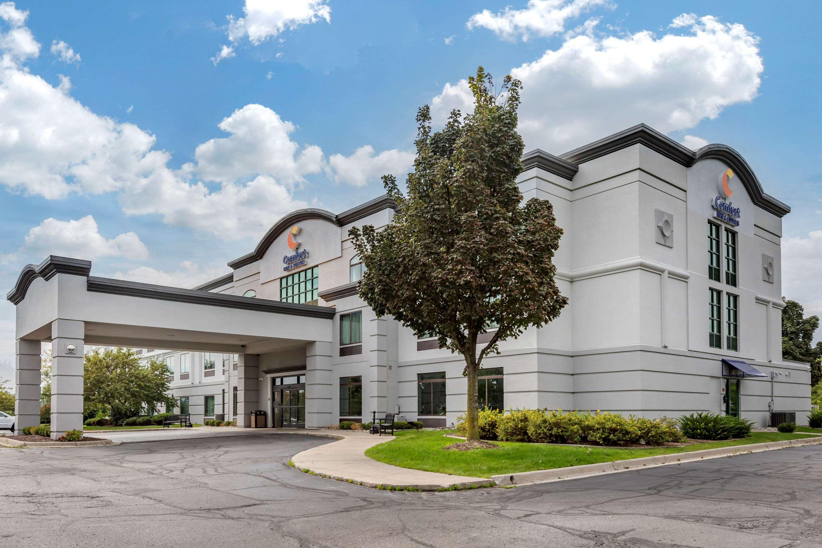 Comfort Inn & Suites Grand Blanc-Flint Екстер'єр фото