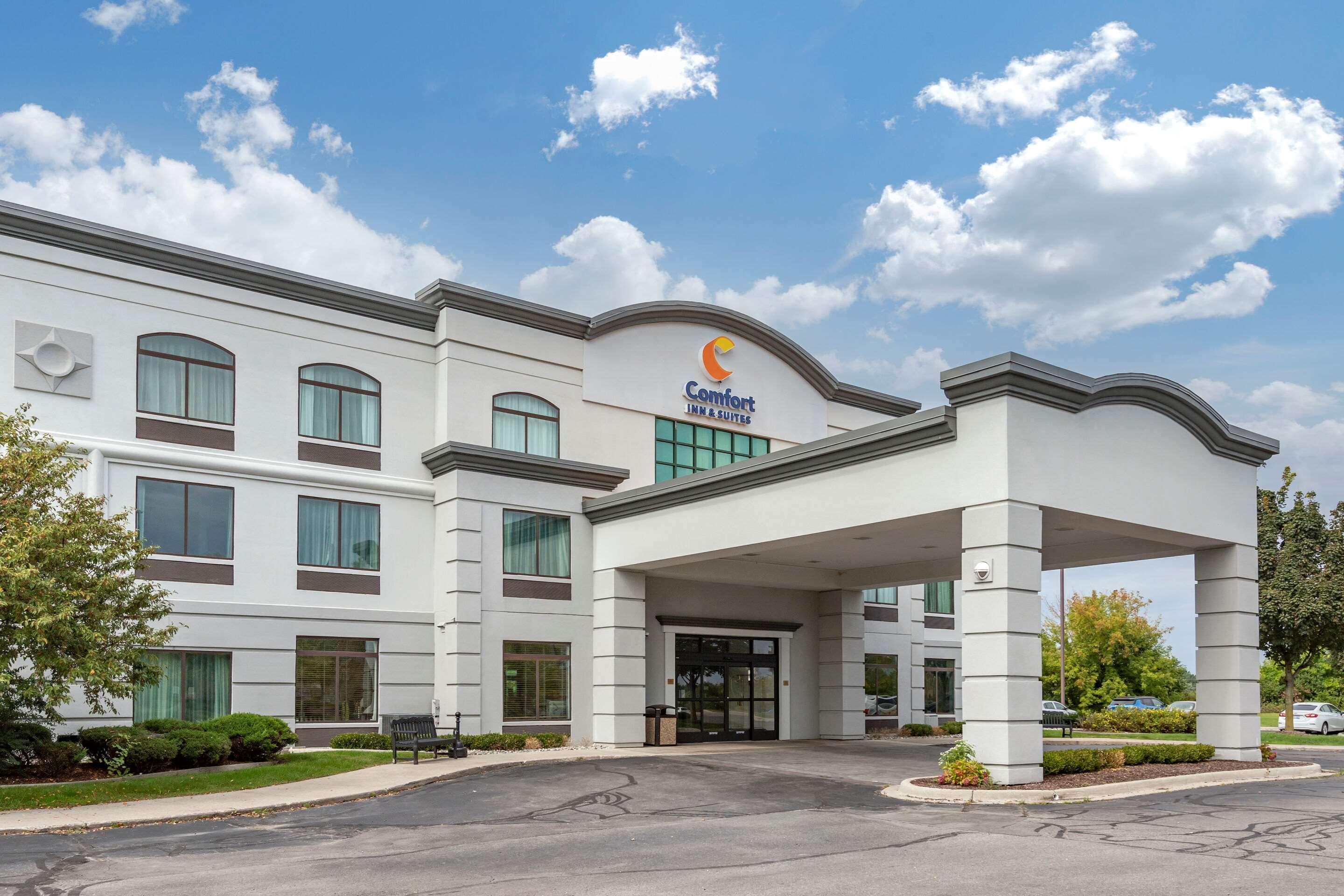 Comfort Inn & Suites Grand Blanc-Flint Екстер'єр фото